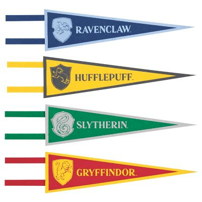 Free Harry Potter Hogwarts House Signs and Badges - Elva M Design