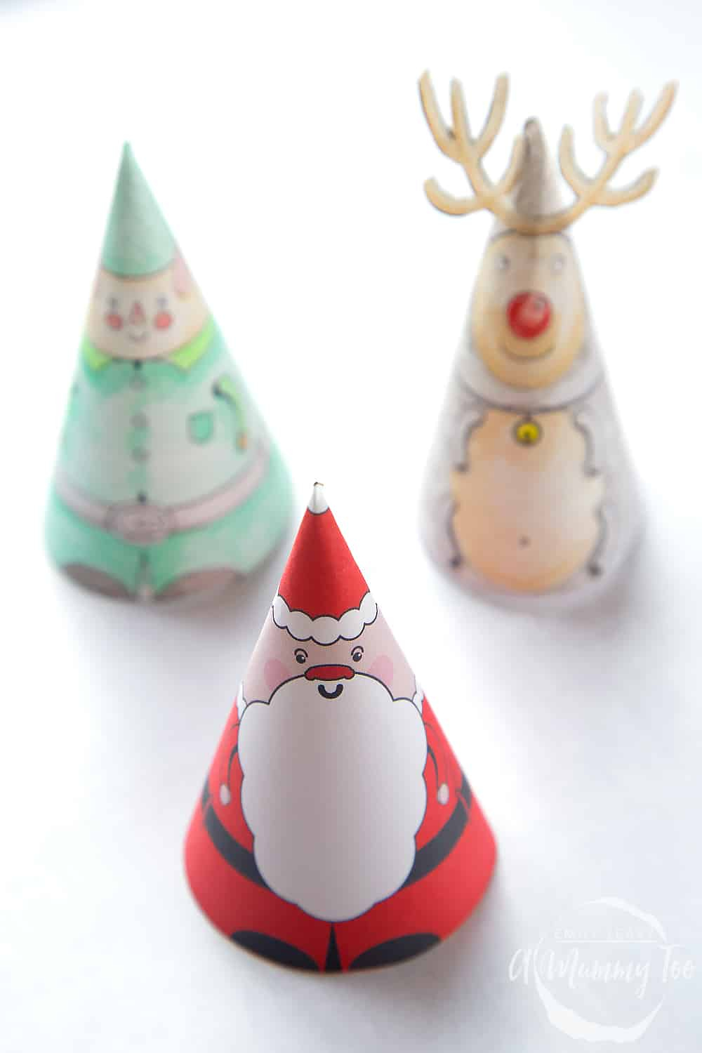 Free printable D Christmas decorations