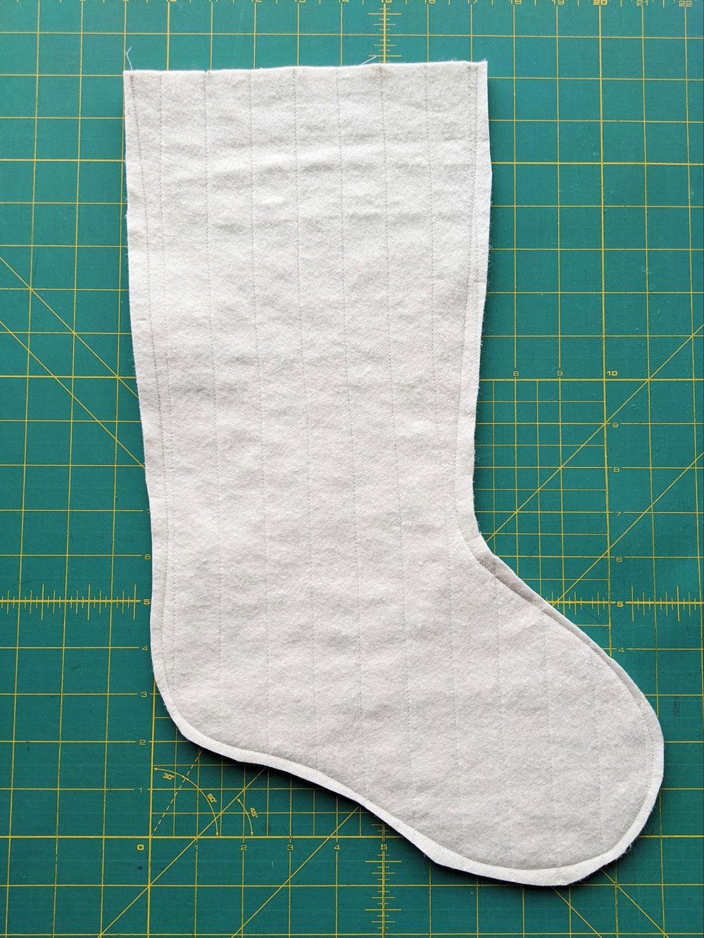 FREE Quilted Christmas Stocking Pattern - Suzy Quilts