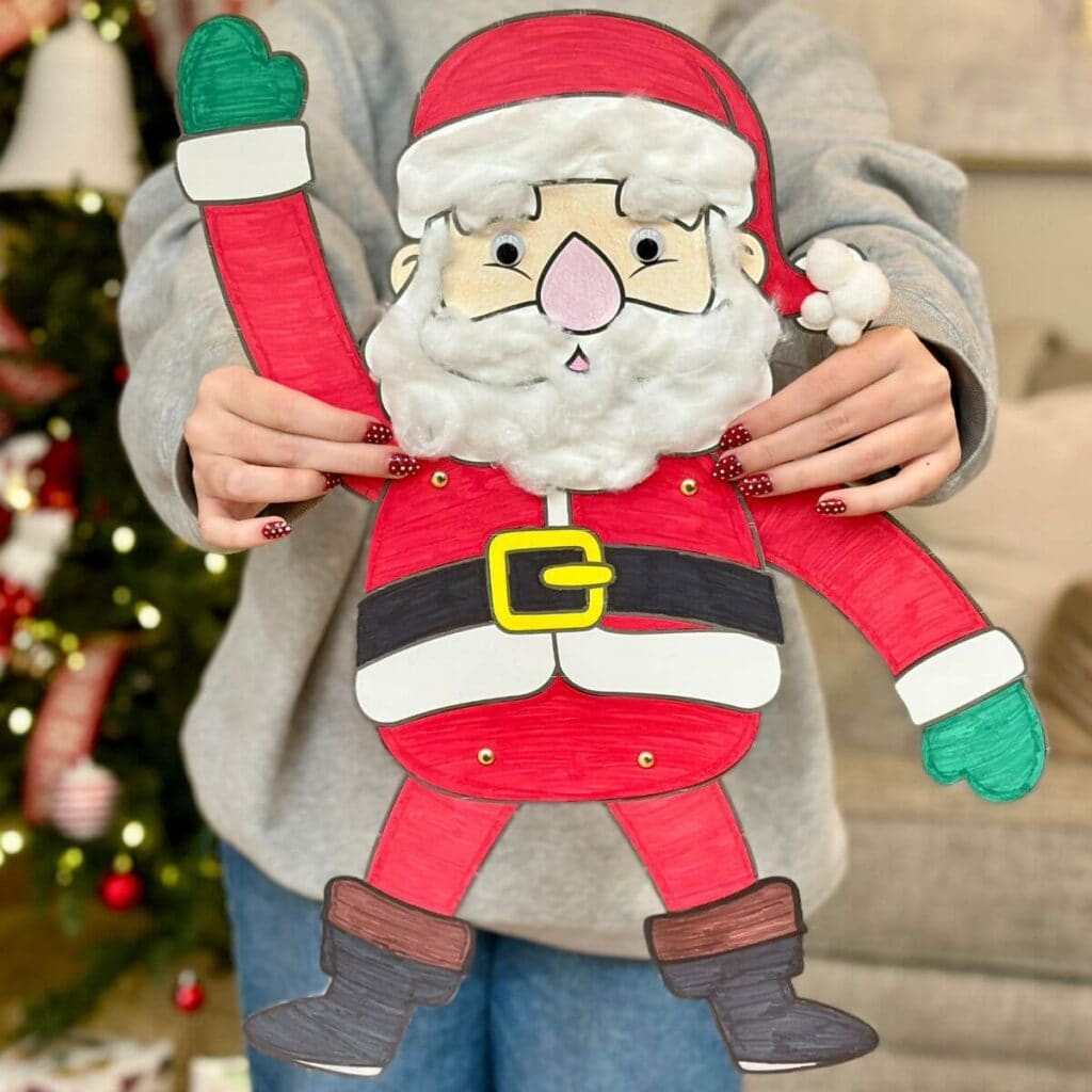 Giant Movable Santa Claus Craft (with Free Printable Template) Giant Movable Santa Claus Craft (with Free Printable Template)