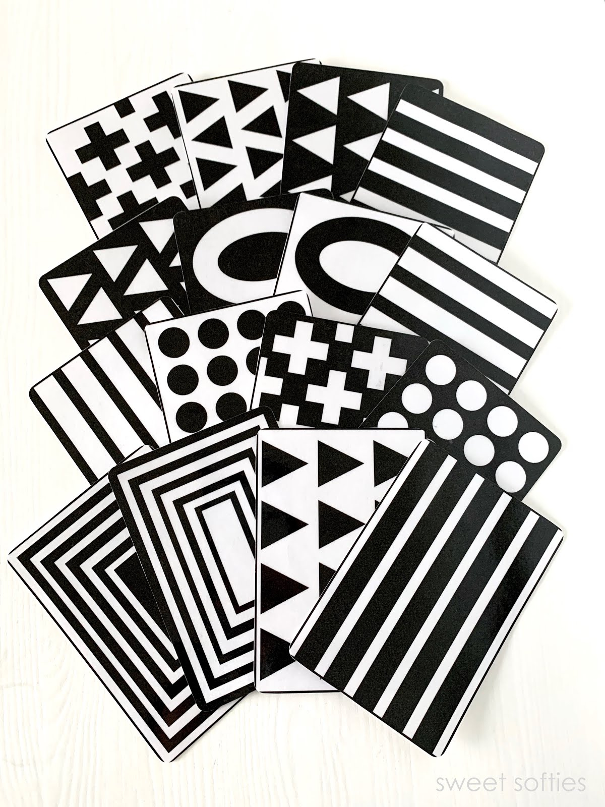 High Contrast Cards for Babies (Free Printable) - Sweet Softies